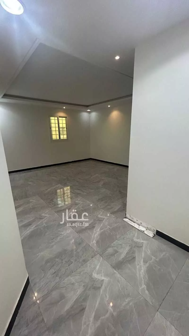 شقة للإيجار في شارع عبدالعزيز الربيعه, حي عكاظ, مدينة الرياض, منطقة الرياض 1 صورة