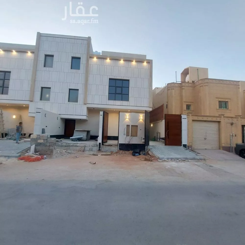 دور للبيع في شارع غديقة, حي المونسية, مدينة الرياض, منطقة الرياض 1 صورة