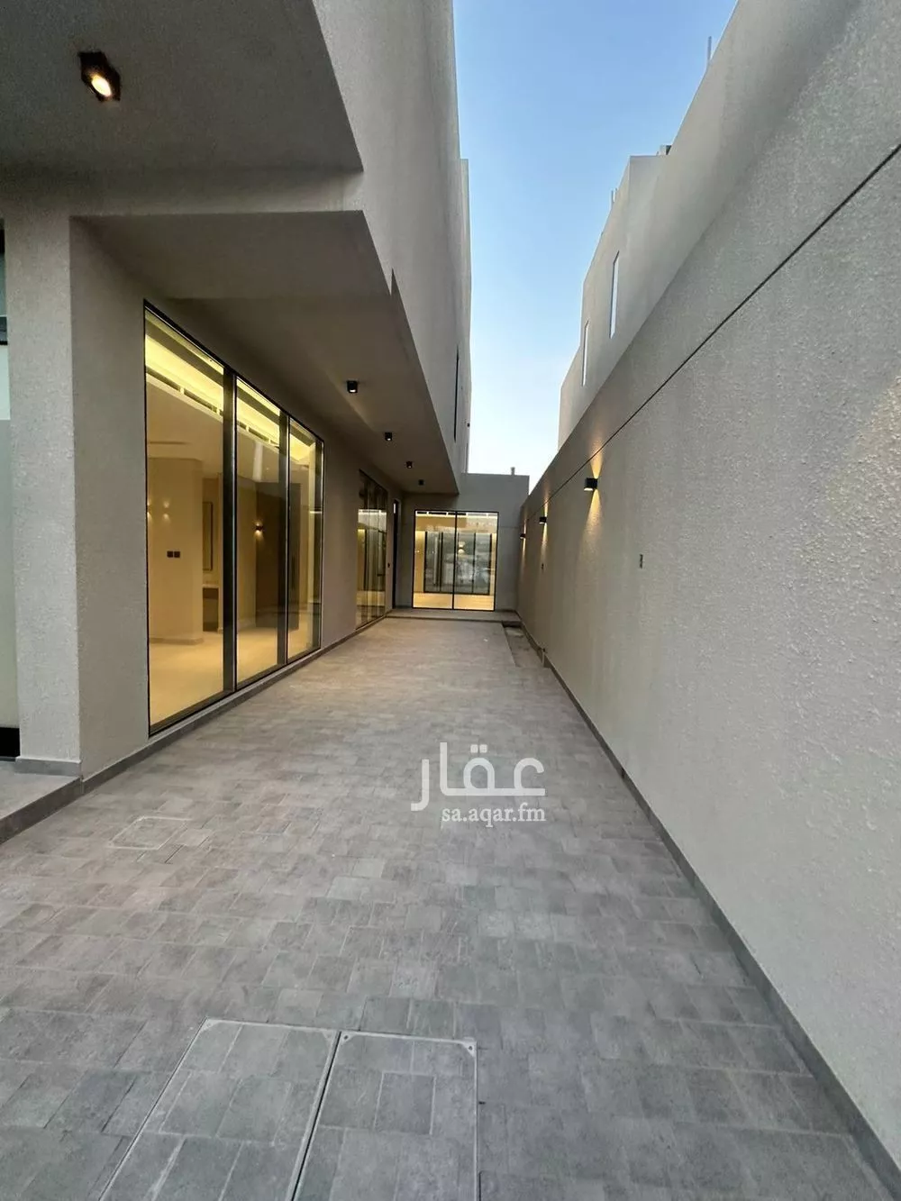 فيلا للبيع في شارع 59 السيف, حي السيف, مدينة الدمام, المنطقة الشرقية 1 صورة