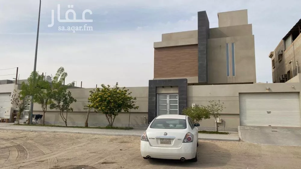 فيلا للبيع في شارع بشير بن يسار, حي ضاحية الملك فهد, مدينة الدمام, المنطقة الشرقية 1 صورة