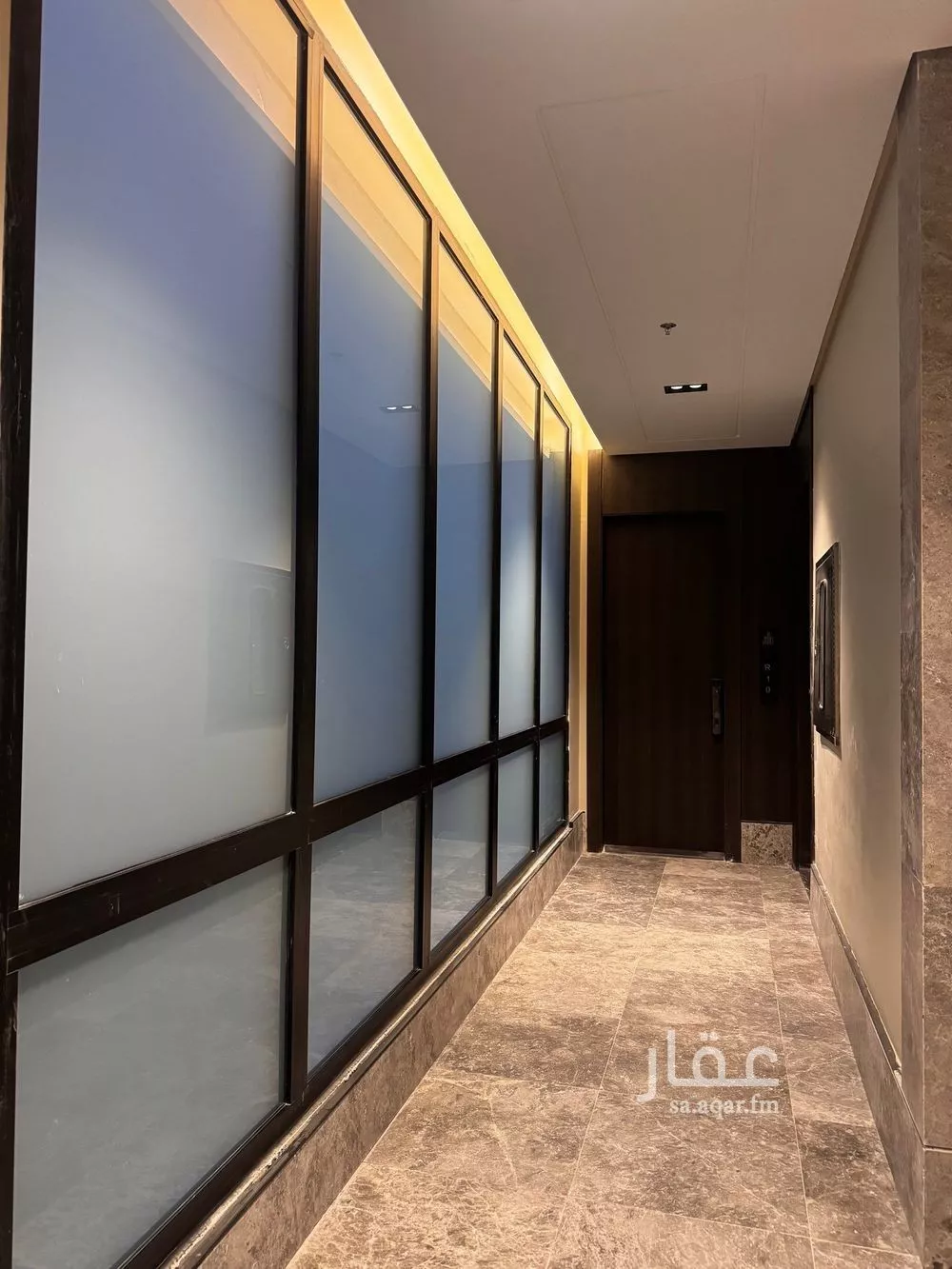 شقة للبيع في شارع الملك عبدالعزيز , حي الشاطئ الغربي, مدينة الدمام, المنطقة الشرقية 1 صورة