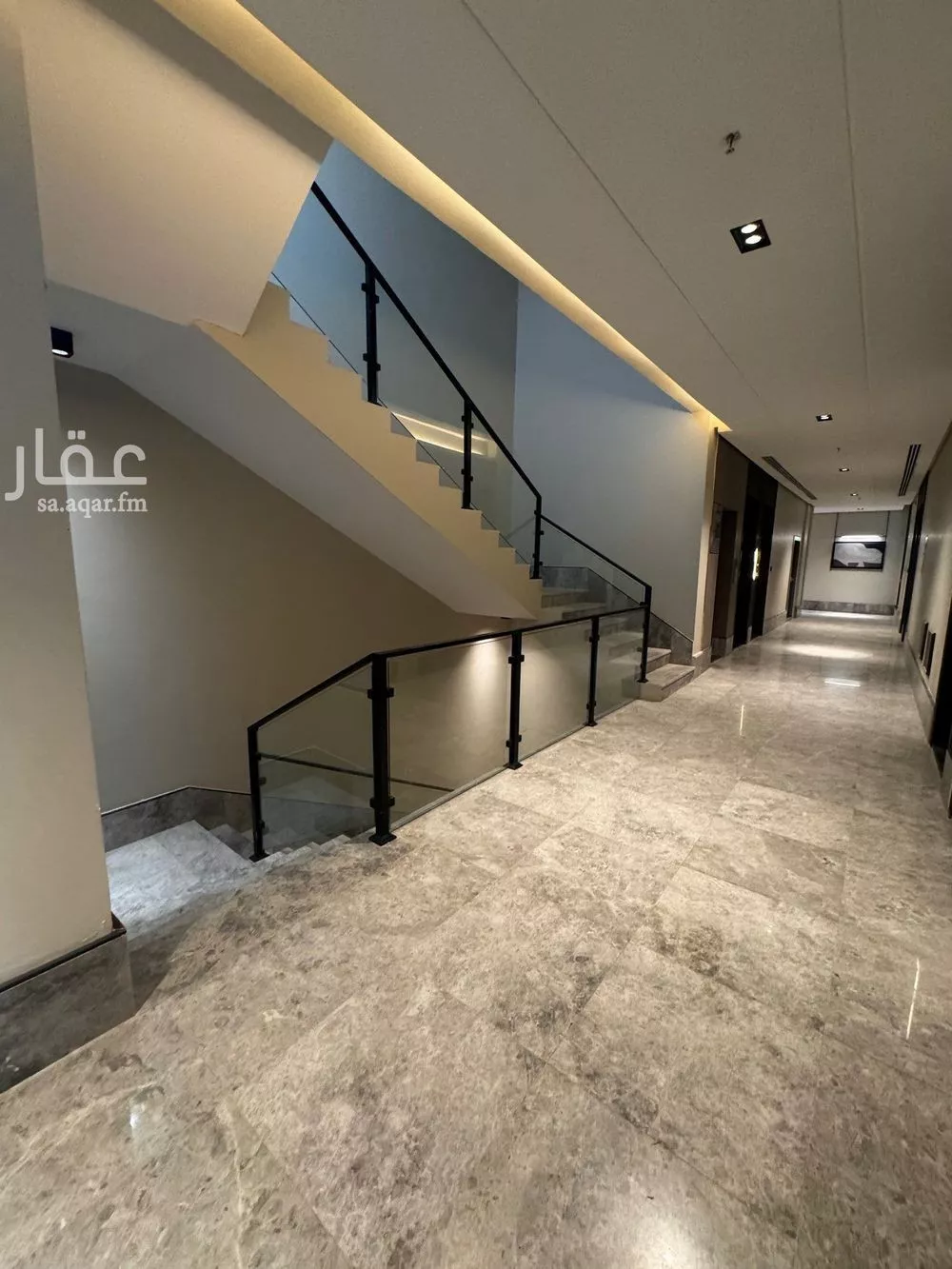 شقة للبيع في شارع الملك عبد الله بن عبدالعزيز, حي الشاطئ الغربي, مدينة الدمام, المنطقة الشرقية 1 صورة