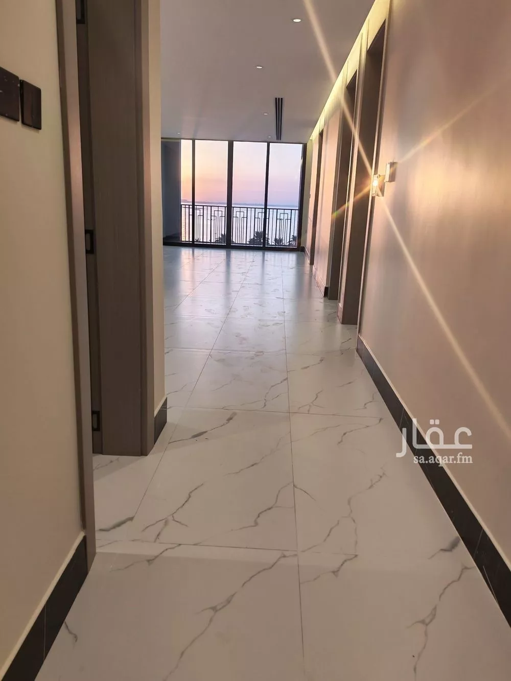 شقة للبيع في شارع الملك عبد الله بن عبدالعزيز, حي الشاطئ الغربي, مدينة الدمام, المنطقة الشرقية 1 صورة