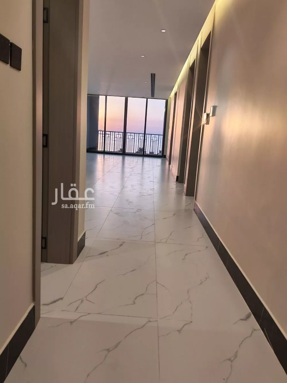 شقة للبيع في شارع الملك عبد الله بن عبدالعزيز, حي الشاطئ الغربي, مدينة الدمام, المنطقة الشرقية 1 صورة