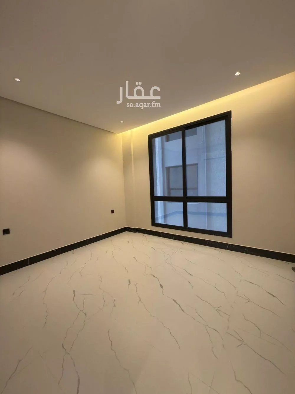 شقة للبيع في شارع الملك عبد الله بن عبدالعزيز, حي الشاطئ الغربي, مدينة الدمام, المنطقة الشرقية 1 صورة