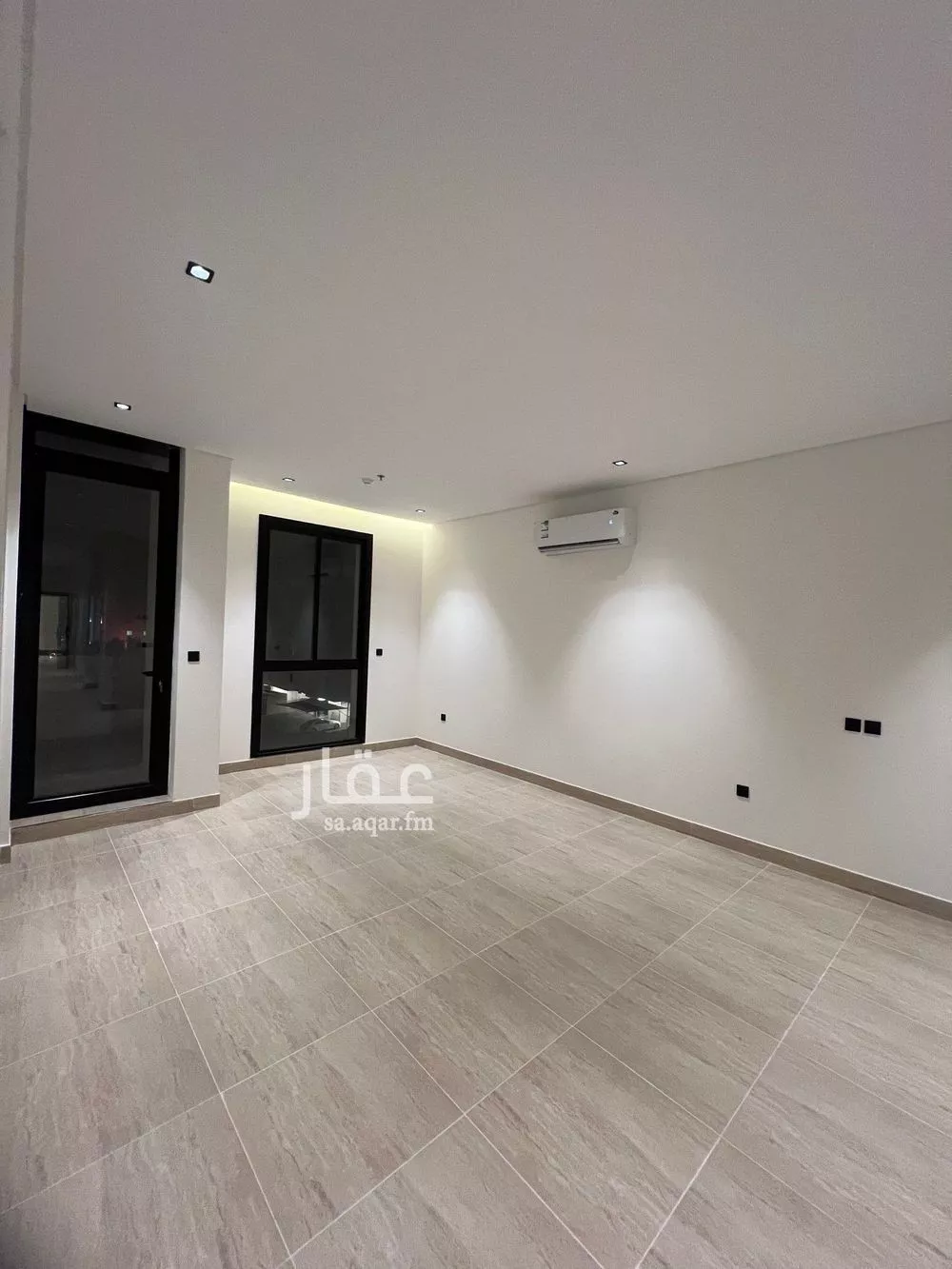 شقة للإيجار في شارع سفيان بن النضر, حي الحمراء, مدينة الخبر, المنطقة الشرقية 1 صورة