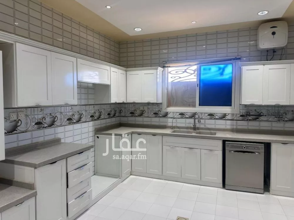 شقة للإيجار في شارع تقى الدين التميمى, حي المهدية, مدينة الرياض, منطقة الرياض 1 صورة