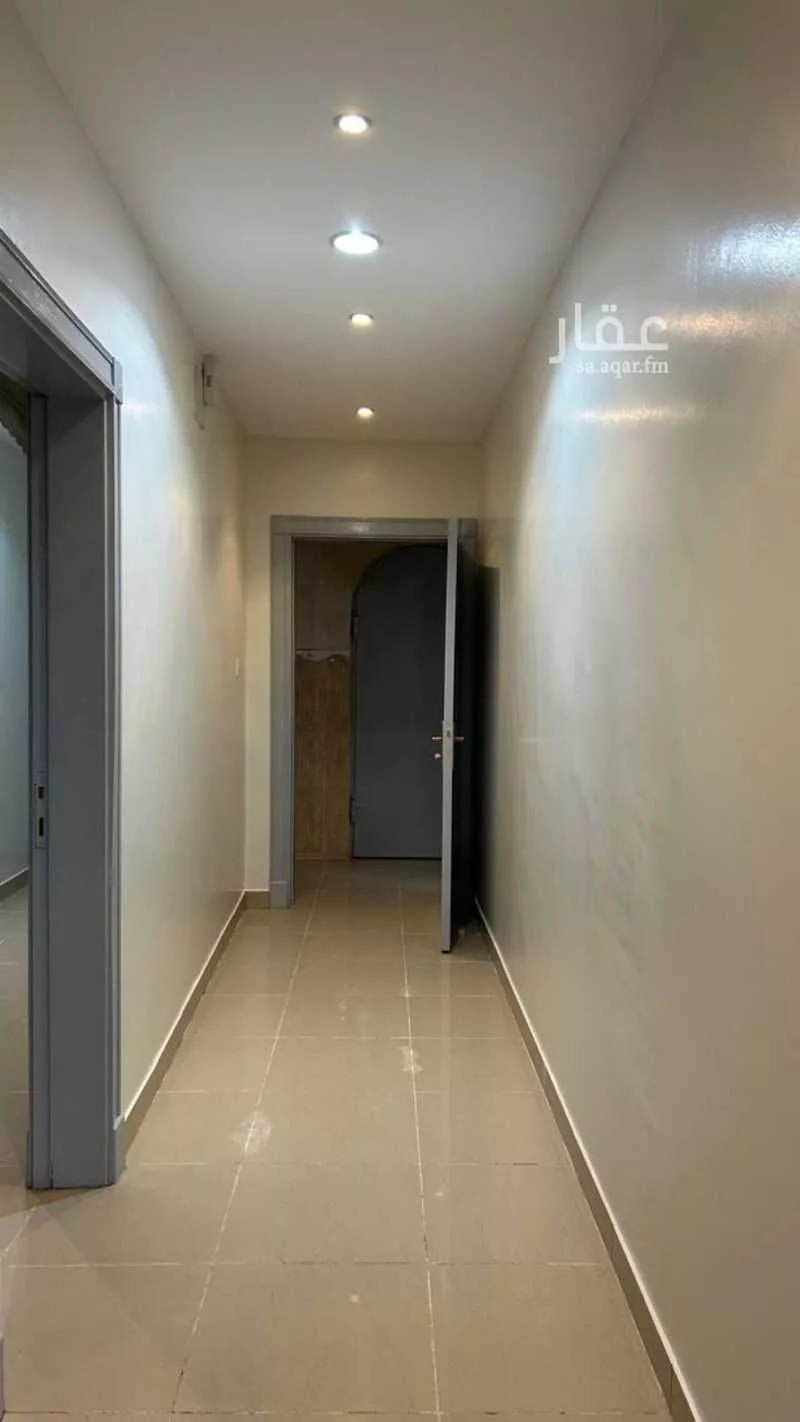 شقة للإيجار في شارع صفصاف ، حي ظهرة لبن ، الرياض ، منطقة الرياض 1 صورة