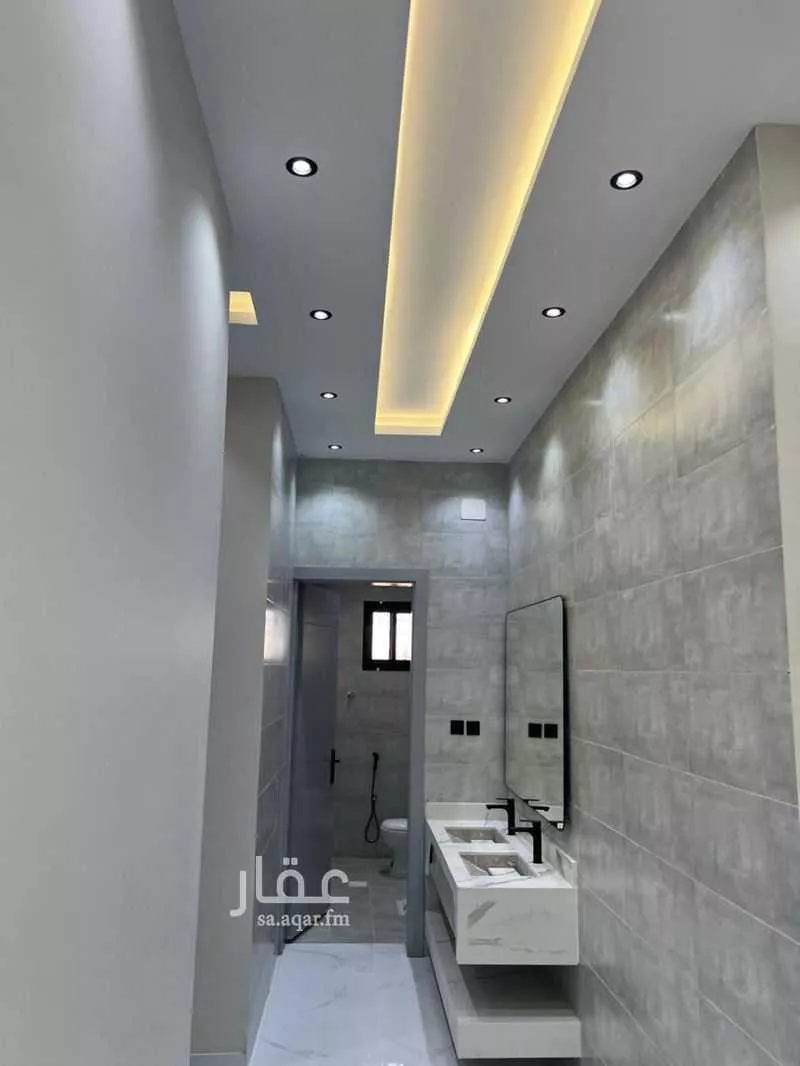 دور للبيع في شارع الحسن ابن عبدالرحمن ابن عوف, حي ضاحية الإسكان, مدينة الطائف, منطقة مكة المكرمة 1 صورة