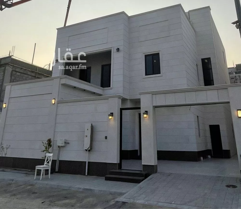 فيلا للبيع في شارع الاعتماد, حي الأمواج, مدينة الخبر, المنطقة الشرقية 1 صورة
