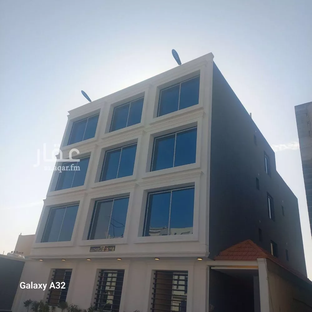 شقة للإيجار في شارع عبدالرحمن بن خميس, حي العارض, مدينة الرياض, منطقة الرياض 1 صورة