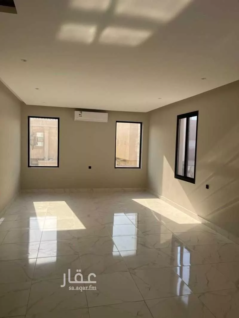 فيلا للإيجار في شارع احمد بن نصر الخفاف, حي العارض, مدينة الرياض, منطقة الرياض 1 صورة