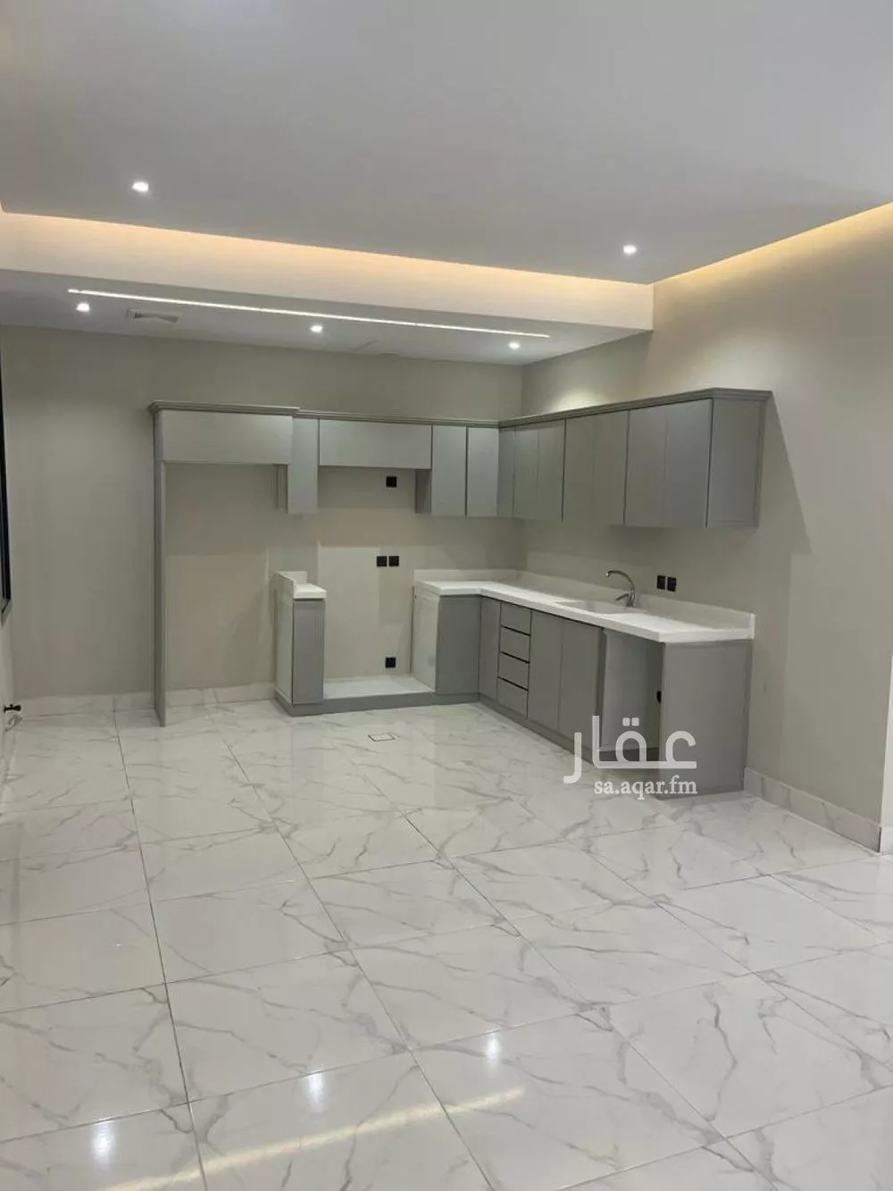 دور للإيجار في شارع احمد بن نصر الخفاف, حي العارض, مدينة الرياض, منطقة الرياض 1 صورة