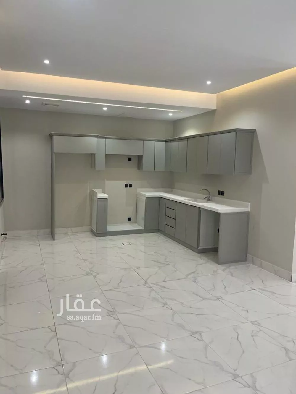 دور للإيجار في شارع احمد بن نصر الخفاف, حي العارض, مدينة الرياض, منطقة الرياض 1 صورة