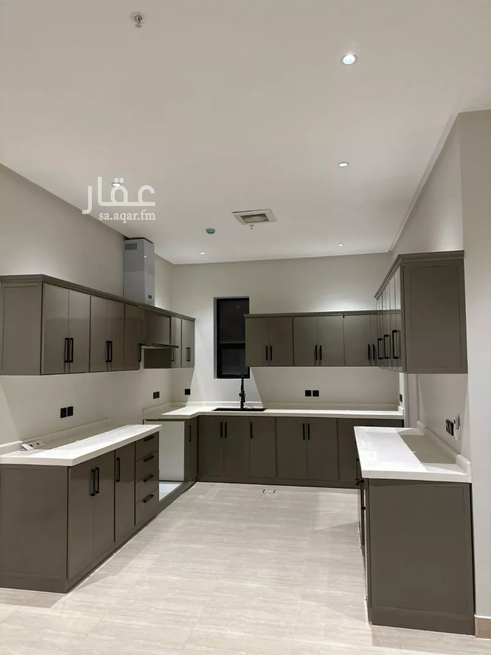 شقة للإيجار في شارع عبيدالله بن أبي المعالي, حي العارض, مدينة الرياض, منطقة الرياض 1 صورة