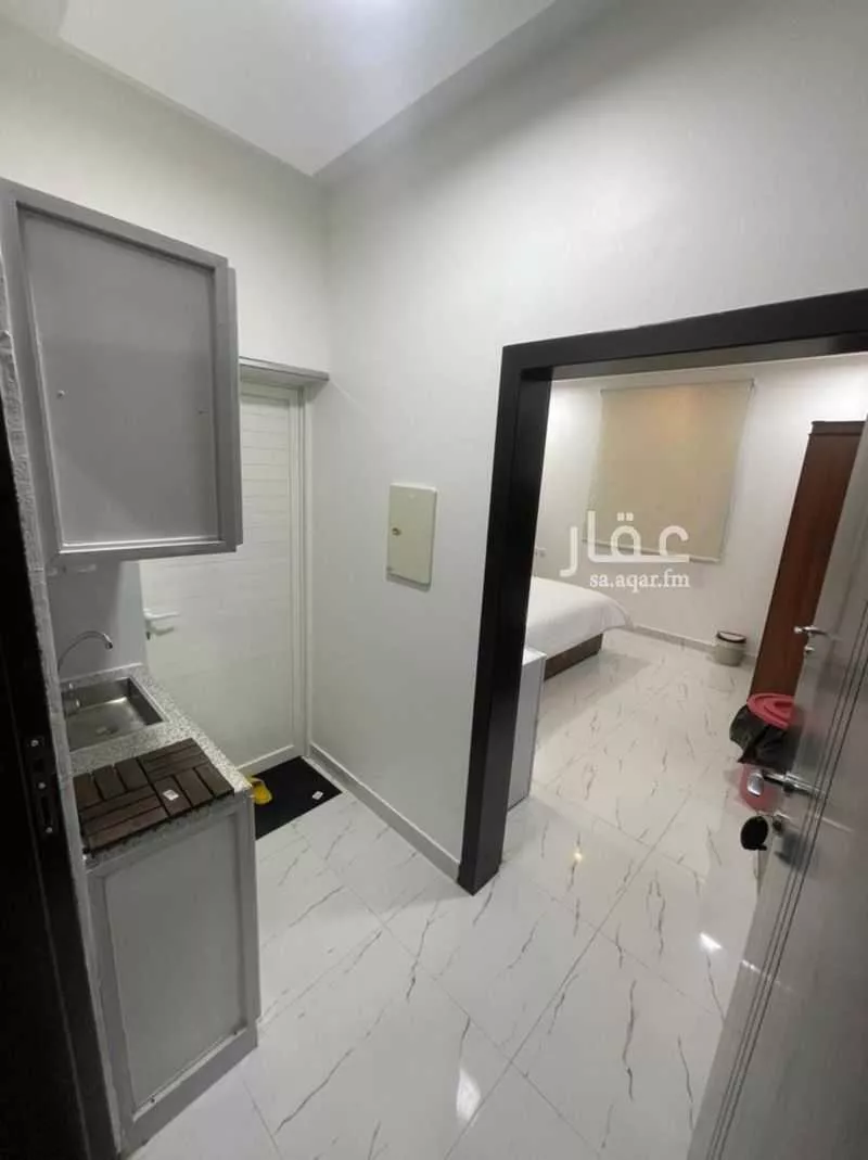 عمارة للإيجار في شارع الملك خالد ابن عبدالعزيز, حي الفهد, مدينة نجران, منطقة نجران 1 صورة