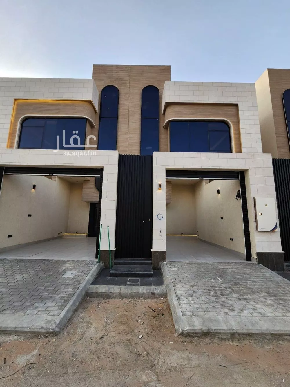 فيلا للبيع في شارع خلف بن هدهد, حي العارض, مدينة الرياض, منطقة الرياض 1 صورة