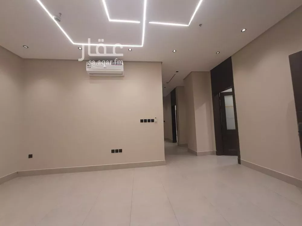 شقة للبيع في شارع القرية العليا, حي الحمراء, مدينة الخبر, المنطقة الشرقية 1 صورة