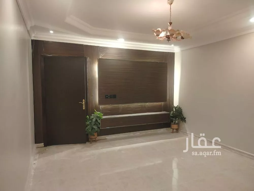 شقة للبيع في شارع طاهر زمخشري, حي النور, مدينة الدمام, المنطقة الشرقية 1 صورة