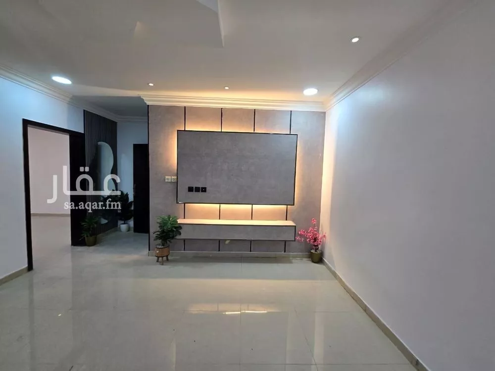 شقة للبيع في شارع طلحة ابن مالك, حي ضاحية الملك فهد, مدينة الدمام, المنطقة الشرقية 1 صورة