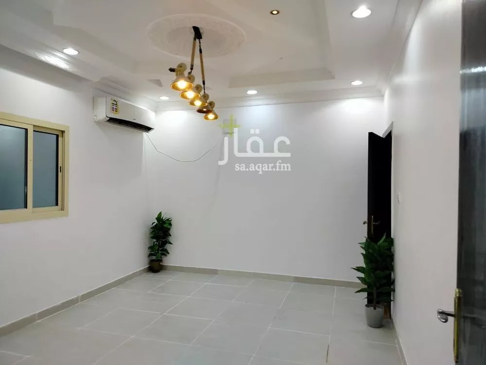 فيلا للبيع في شارع سعيد بن العاص, حي ضاحية الملك فهد, مدينة الدمام, المنطقة الشرقية 1 صورة