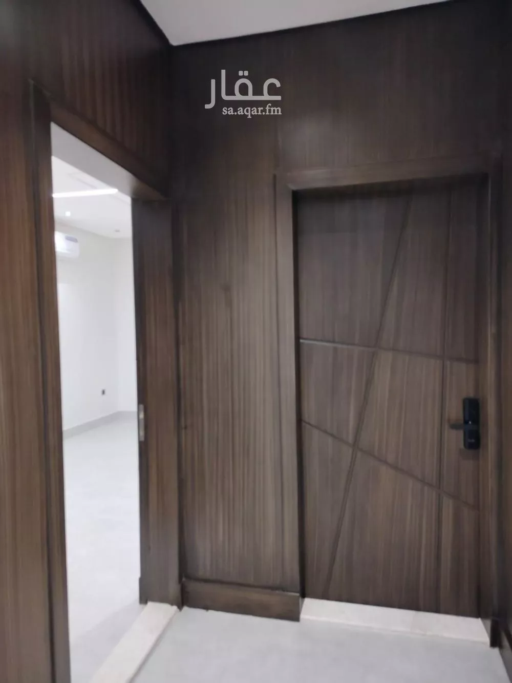 شقة للبيع في شارع القرية العليا, حي الحمراء, مدينة الخبر, المنطقة الشرقية 1 صورة