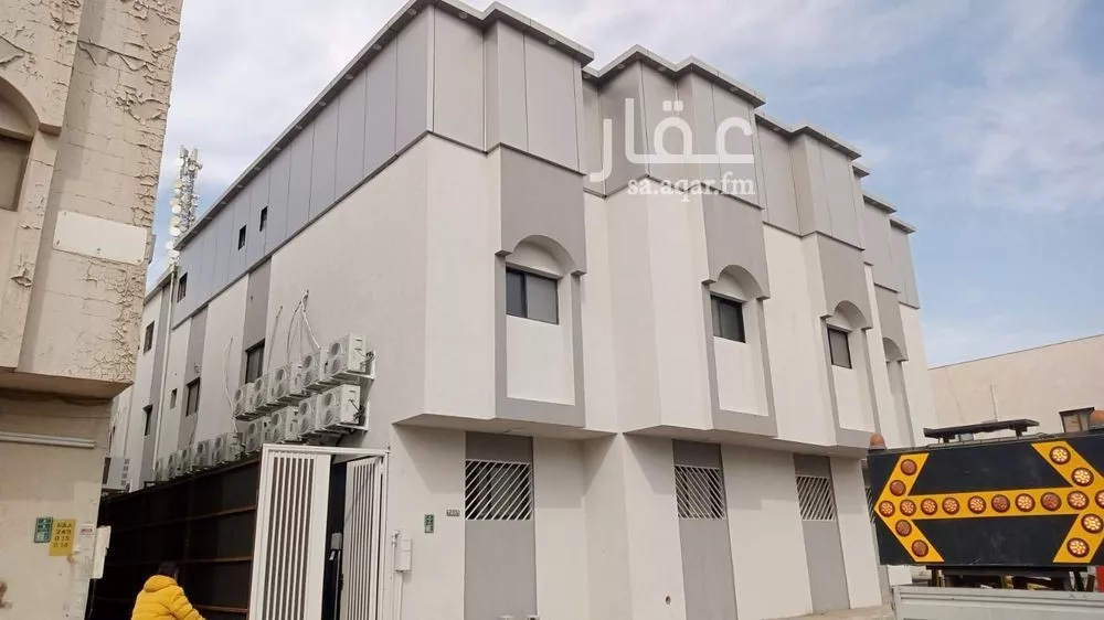 شقة للإيجار في شارع رويفع بن ثابت, حي السليمانية, مدينة الرياض, منطقة الرياض 1 صورة