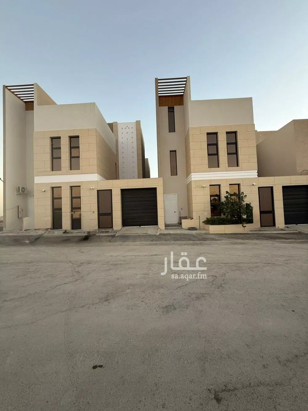 فيلا للبيع في شارع قطب الدين بن السلطان, حي المهدية, مدينة الرياض, منطقة الرياض 1 صورة