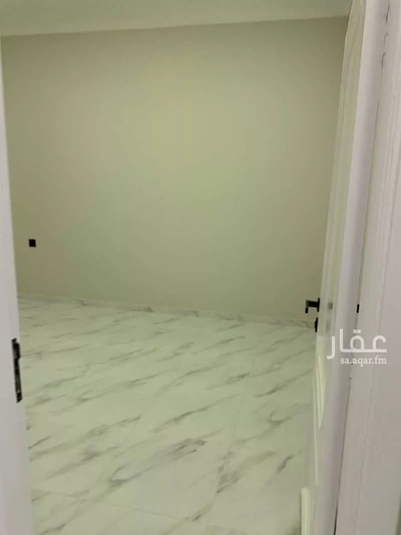 عمارة للبيع في شارع عمر ابن الحكم البهزي ، حي الوبرة ، المدينة المنورة ، منطقة المدينة المنورة 1 صورة