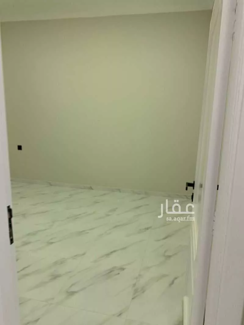 عمارة للبيع في شارع محمد الصرام ، حي الوبرة ، المدينة المنورة ، منطقة المدينة المنورة 1 صورة