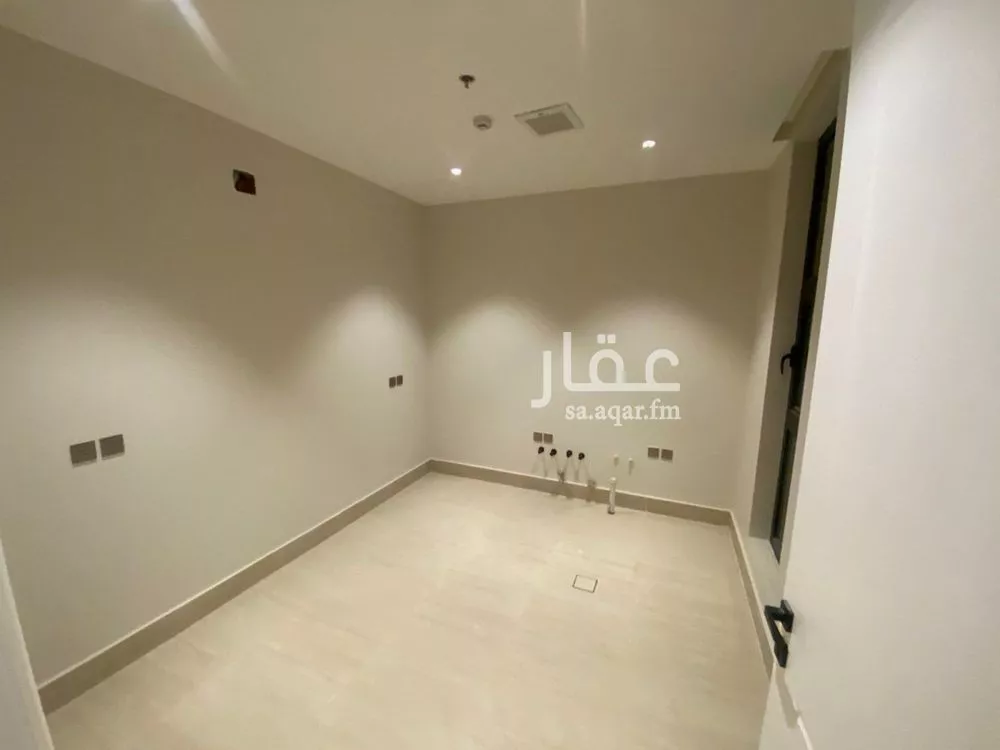 شقة للإيجار في شارع يحيى ابن اسحاق, حي الرمال, مدينة الرياض, منطقة الرياض 1 صورة