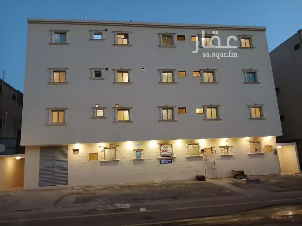 عمارة للإيجار في شارع يثرب, حي الجنادرية, مدينة الرياض, منطقة الرياض 1 صورة