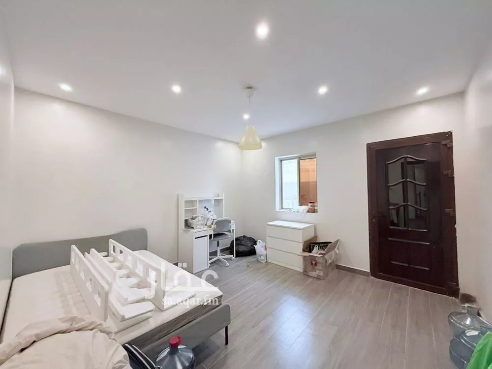 شقة للبيع في شارع ابو محمد المهذب, حي الندى, مدينة الدمام, المنطقة الشرقية 1 صورة