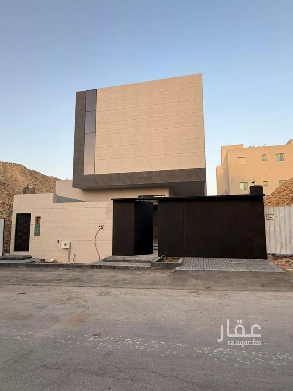 فيلا للبيع في شارع عمر بن علي الجعدي, حي النرجس, مدينة الرياض, منطقة الرياض 1 صورة