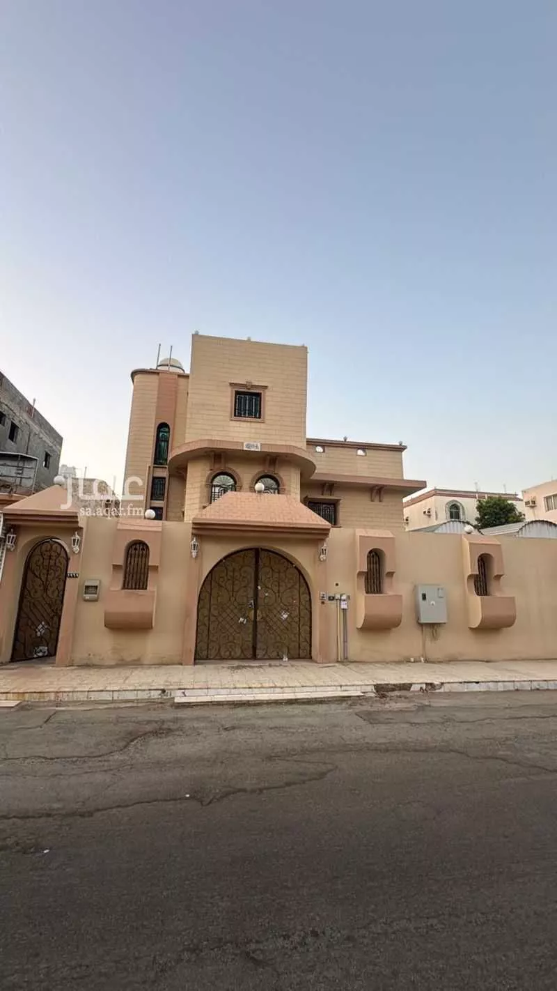 فيلا للبيع في شارع خليفه الاسدي ، حي السامر ، جدة ، جدة 1 صورة