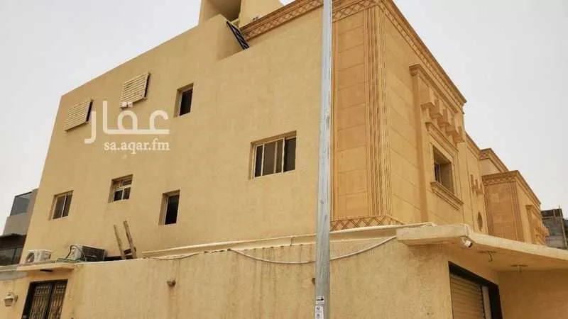 فيلا للبيع في شارع ظفر الطرقي ، حي القيروان ، الرياض ، منطقة الرياض 1 صورة