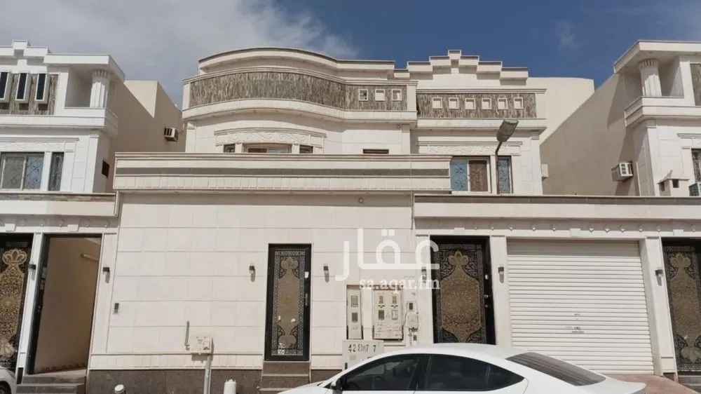 فيلا للبيع في شارع أبي القاسم السبتي, حي الرمال, مدينة الرياض, منطقة الرياض 1 صورة