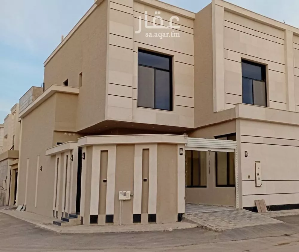 فيلا للبيع في شارع الرايه, حي الندوة, مدينة الرياض, منطقة الرياض 1 صورة