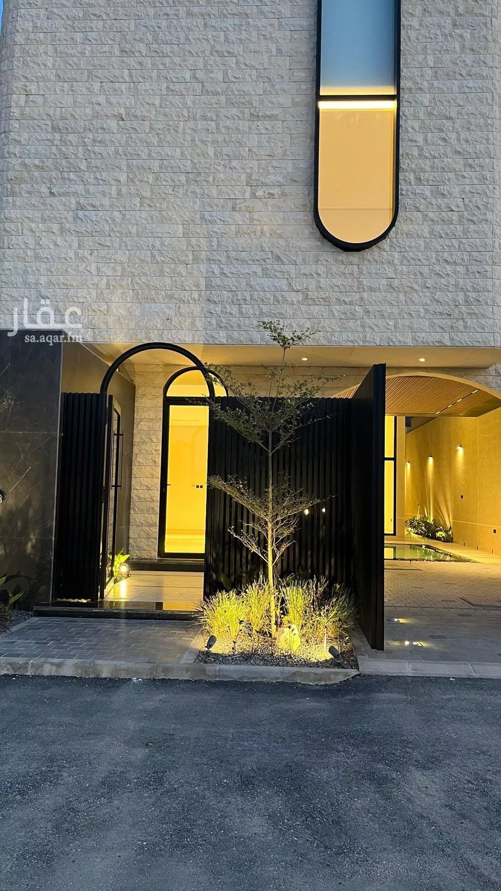 فيلا للبيع في شارع إبراهيم بن السندي, حي القيروان, مدينة الرياض, منطقة الرياض 1 صورة