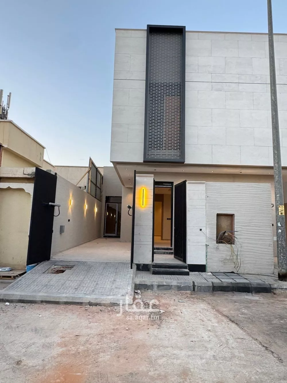 فيلا للبيع في شارع أبي طالب, حي الملك فيصل, مدينة الرياض, منطقة الرياض 1 صورة