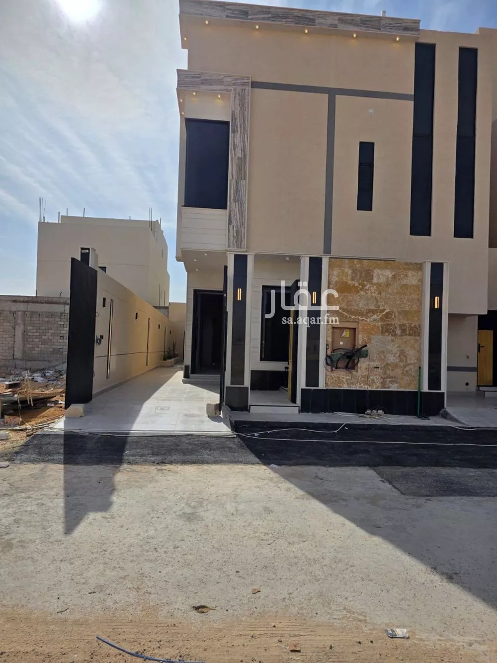 فيلا للبيع في شارع أبي محمد البصري, حي الرمال, مدينة الرياض, منطقة الرياض 1 صورة