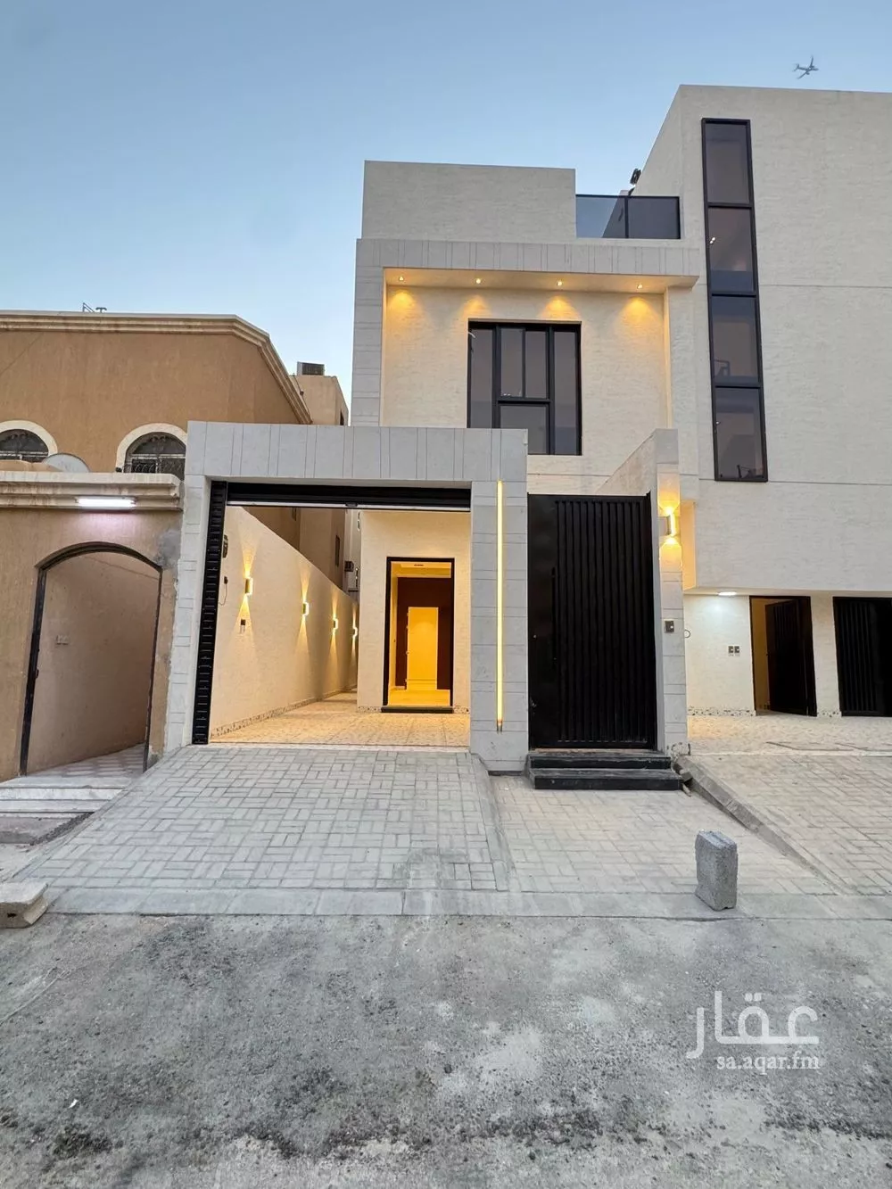 دور للبيع في شارع طبرجل, حي اليرموك, مدينة الرياض, منطقة الرياض 1 صورة