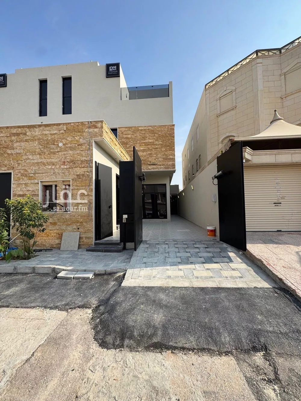 دور للبيع في شارع اتمام, حي إشبيلية, مدينة الرياض, منطقة الرياض 1 صورة