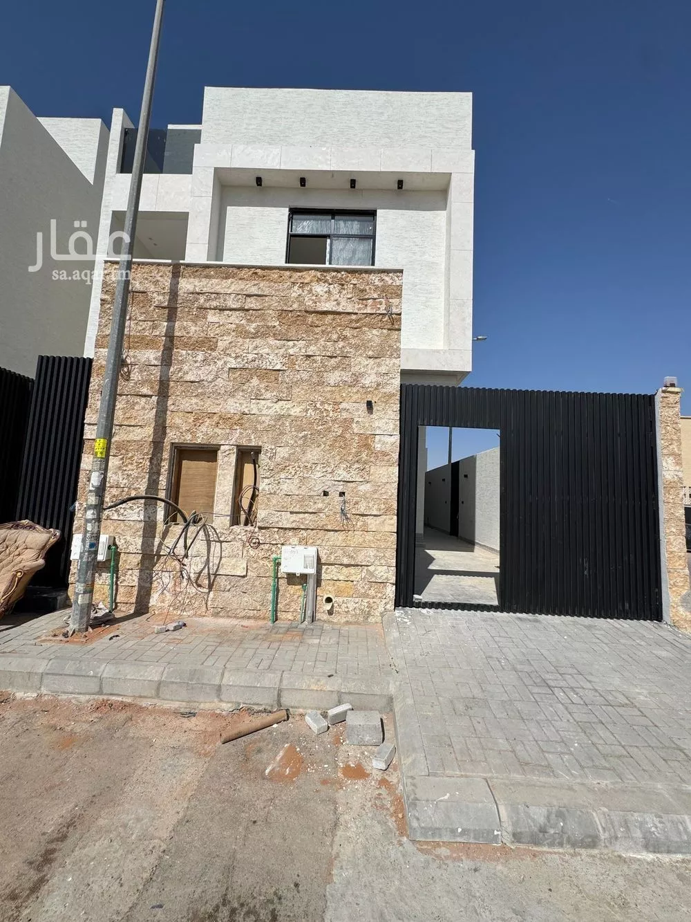 دور للبيع في شارع عبدالله الراجحي, حي اليرموك, مدينة الرياض, منطقة الرياض 1 صورة