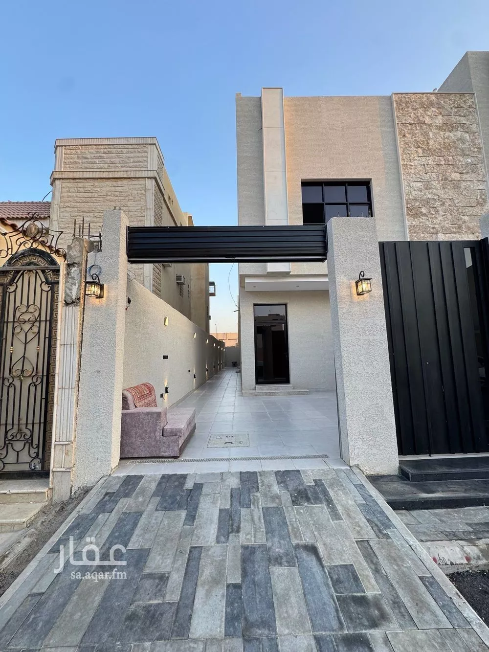 دور للبيع في شارع صالح بن محمد الحسني, حي الخليج, مدينة الرياض, منطقة الرياض 1 صورة