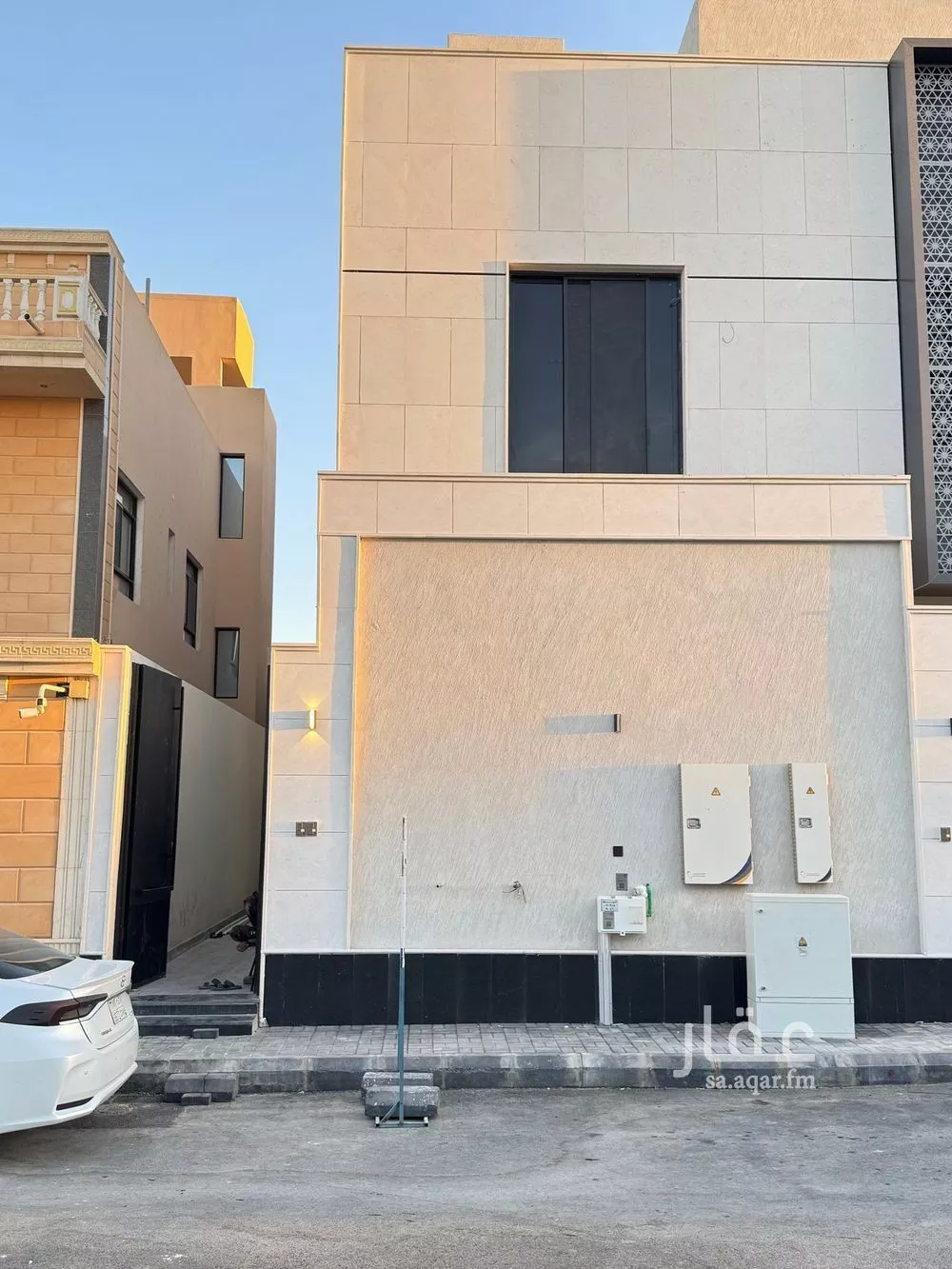 دور للبيع في شارع الكديفة, حي إشبيلية, مدينة الرياض, منطقة الرياض 1 صورة