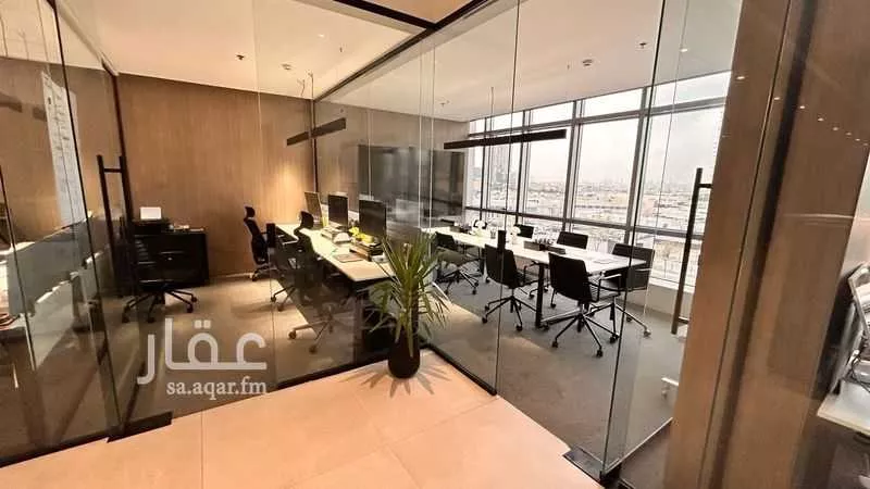 مكتب تجاري للإيجار في شارع العليا ، حي المروج ، الرياض ، منطقة الرياض 1 صورة