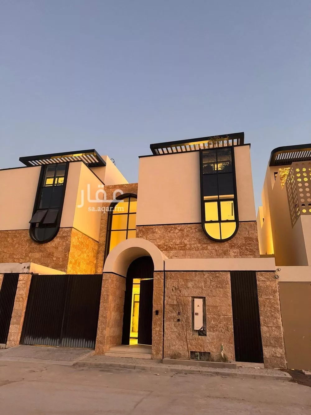 فيلا للبيع في شارع الهجرة, حي الصفاء, مدينة الرياض, منطقة الرياض 1 صورة