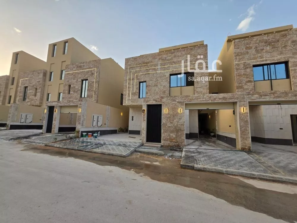 دور للبيع في شارع العذبه, حي طويق, مدينة الرياض, منطقة الرياض 1 صورة