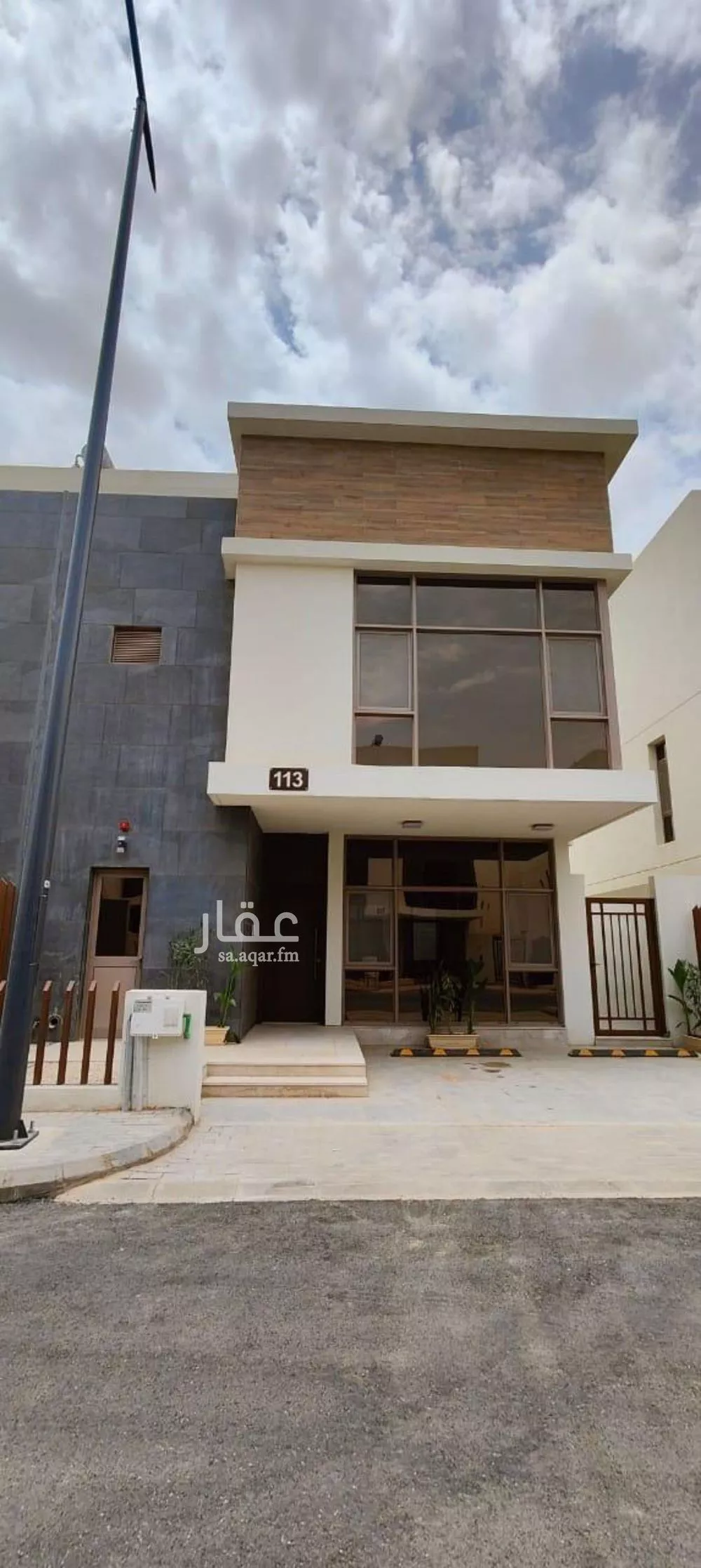 فيلا للبيع في شارع رقم 433, حي المونسية, مدينة الرياض, منطقة الرياض 1 صورة